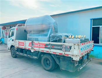 1200L真空滾揉機1臺，200L料車5臺，發(fā)往安丘