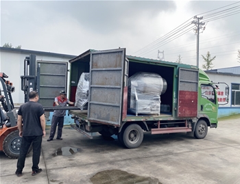 300L可傾電加熱夾層鍋、300L真空滾揉機(jī)，發(fā)往重慶。