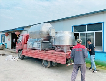 1600L真空滾揉機、700L電加熱夾層鍋，發(fā)往陜西渭南