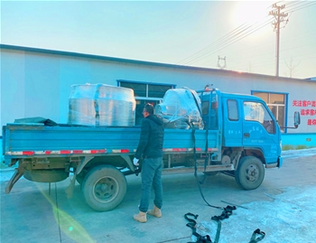 500L可傾燃氣夾層鍋、700L立式保溫電加熱夾層鍋，發(fā)貨安徽